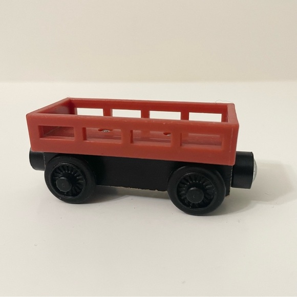 Thomas & Friends Wooden Cargo Car Train - Picture 4 of 10